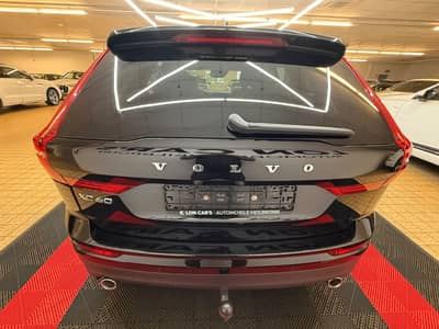 Volvo XC60 Momentum AWD/Navi/LED/PANO/AHK/TOP — slika 9