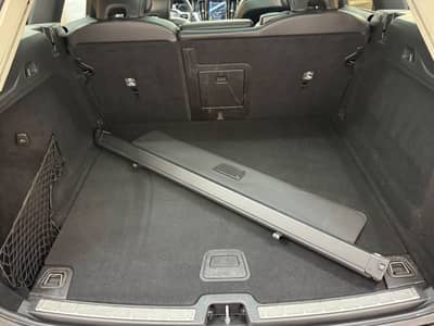 Volvo XC60 Momentum AWD/Navi/LED/PANO/AHK/TOP — slika 18